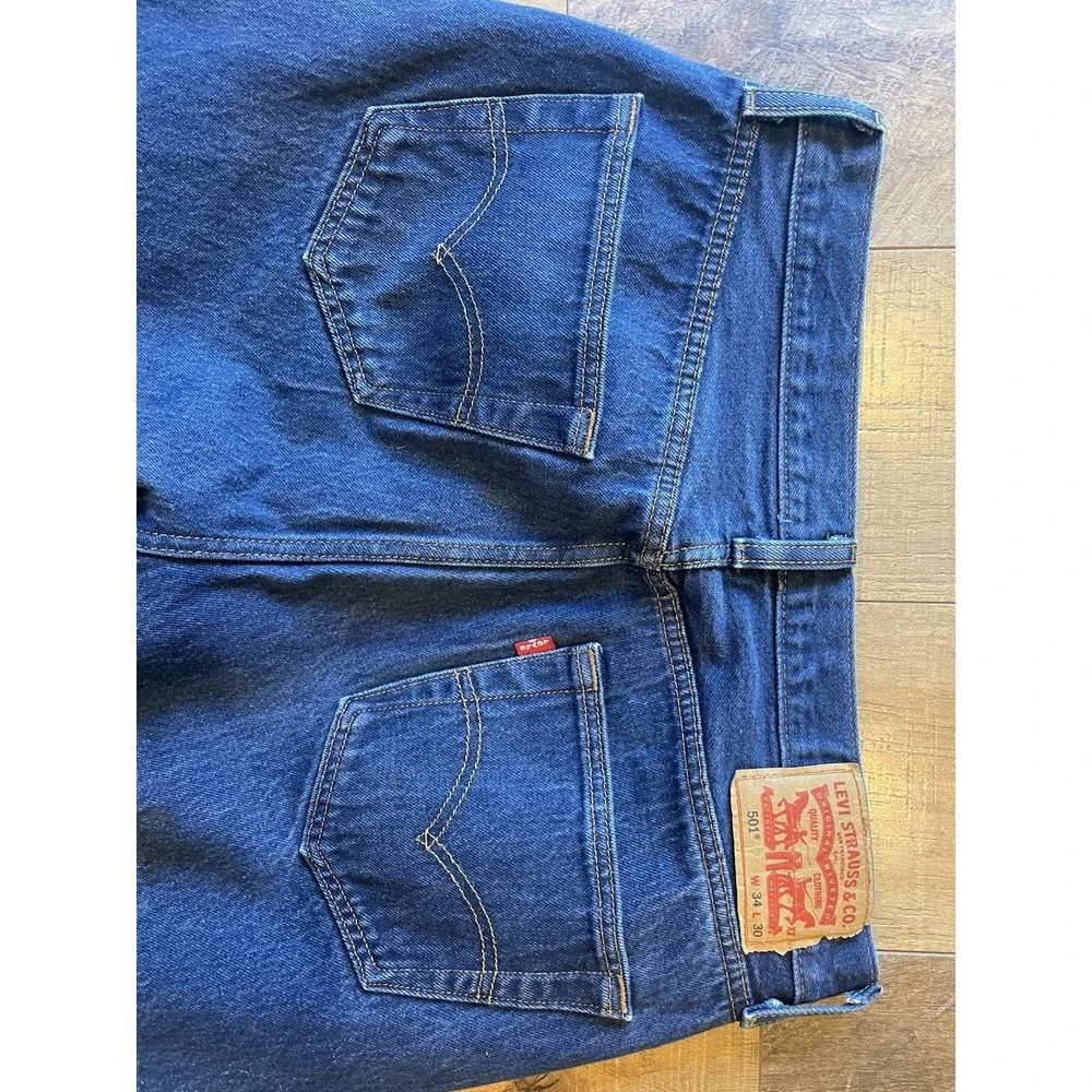 Levi's Men's 501 34x30 Original Straight Fit Jeans - Dark/ Indigo Medium Wash